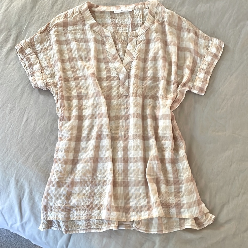 Jane & Delancey Blush Plaid V-Neck